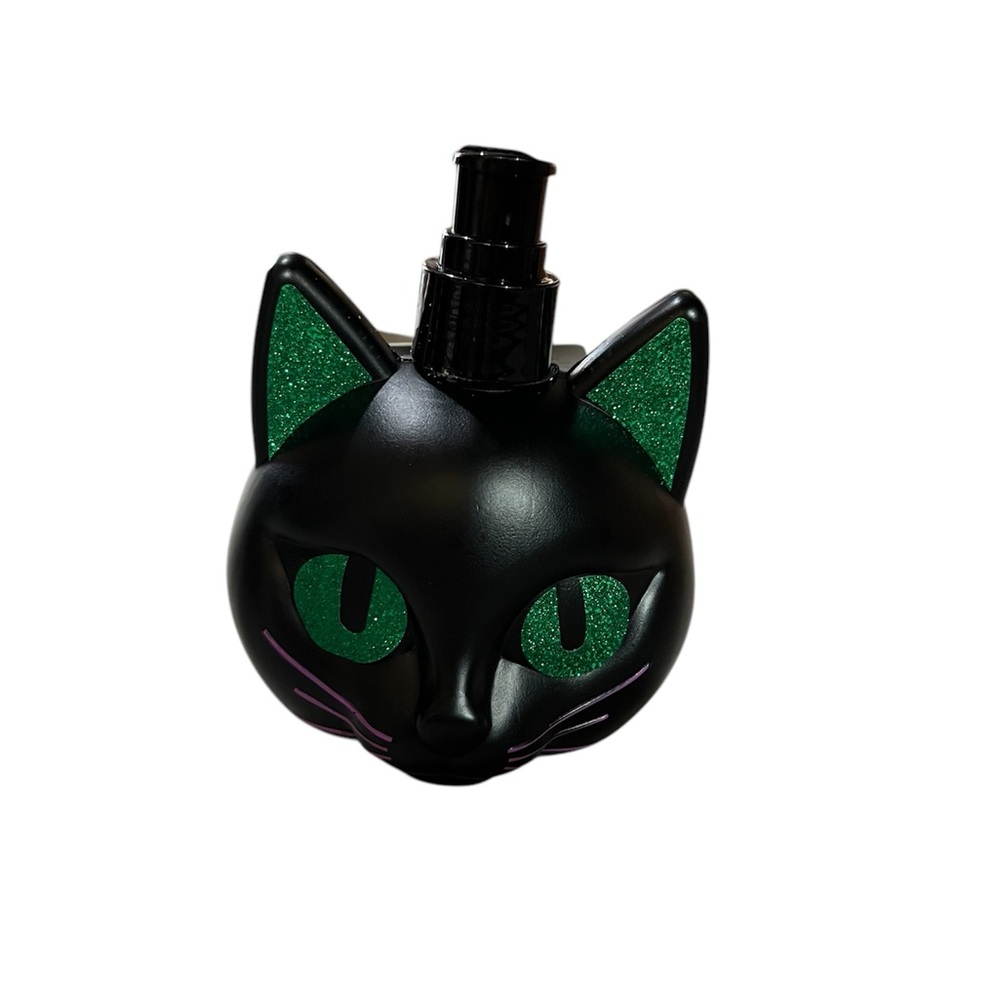 New | Black Cat Halloween Soap Dispenser  NWT Spooky Cute Decor
Cinnamon scent